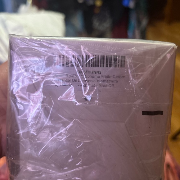 White Aromatherapy Diffuser - Picture 3 of 4